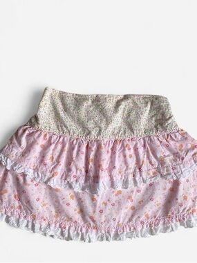Girls tiered floral cotton skirt w/eyelet lace trim